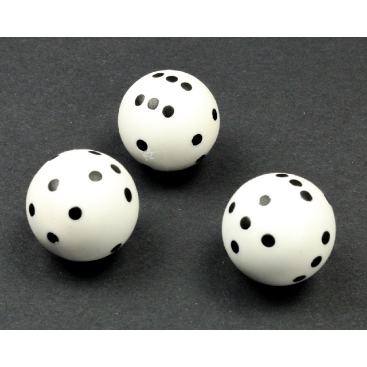 Chessex - CHX KOP01736 Opaque Spherical White/black d6 22mm - Good Games