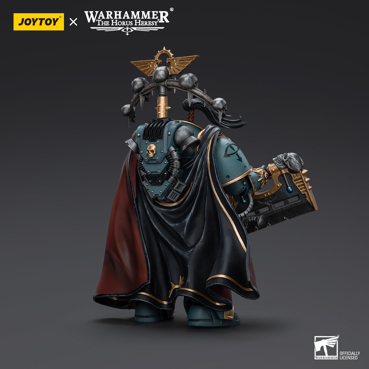 Warhammer Collectibles: 1/18 Scale Sons of Horus Legion Praetor with Power Axe - Good Games