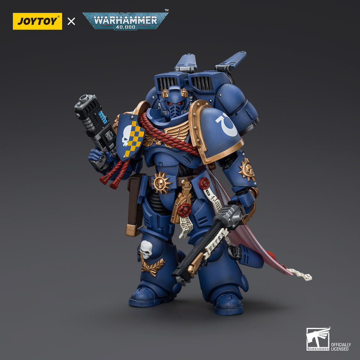 Warhammer Collectibles: 1/18 Scale Ultramarines Captain With Jump Pack - Good Games
