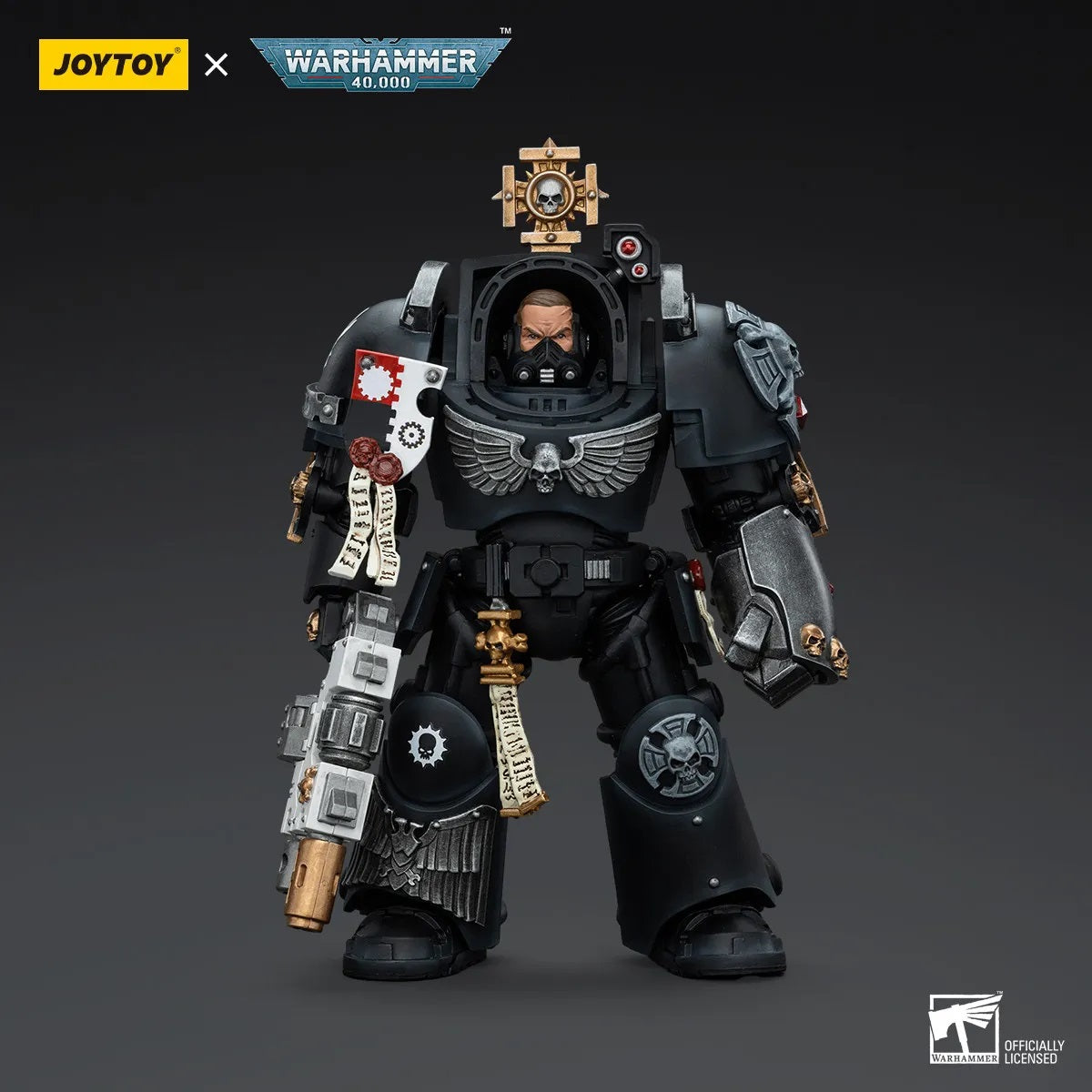 Warhammer Collectibles: 1/18 Scale Iron Hands Captain in Terminator Armour - Good Games