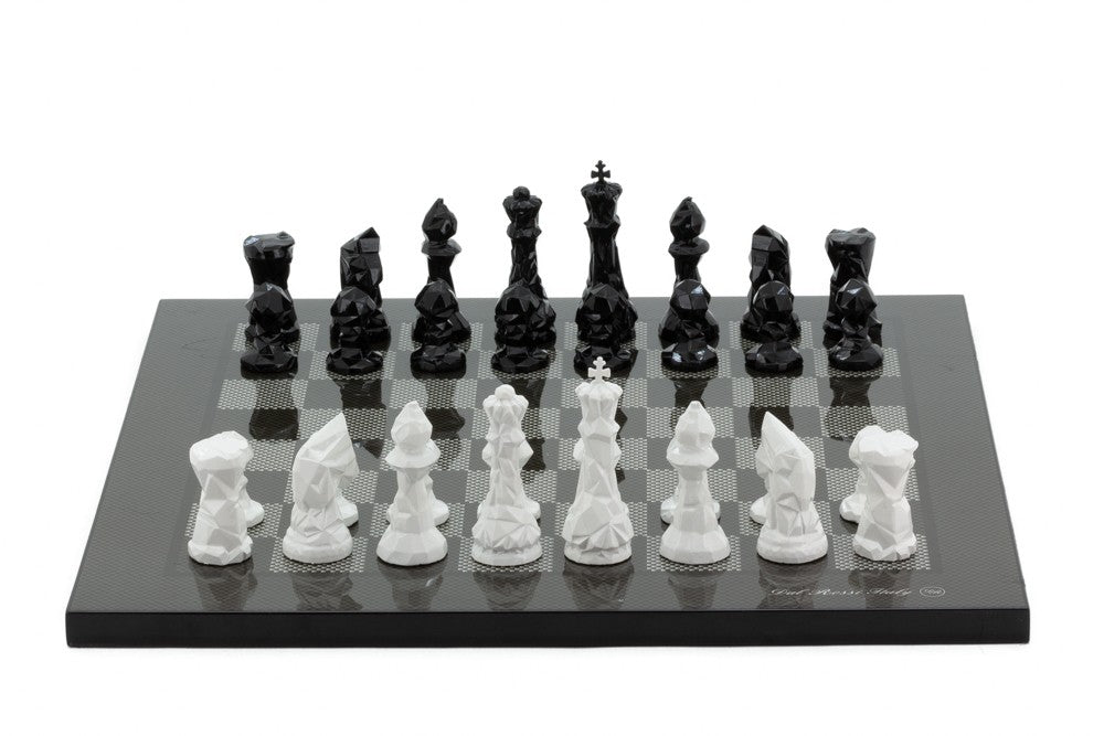 Diamond Cut Black and White Pieces on Carbon Fibre 16 Board - Good Games