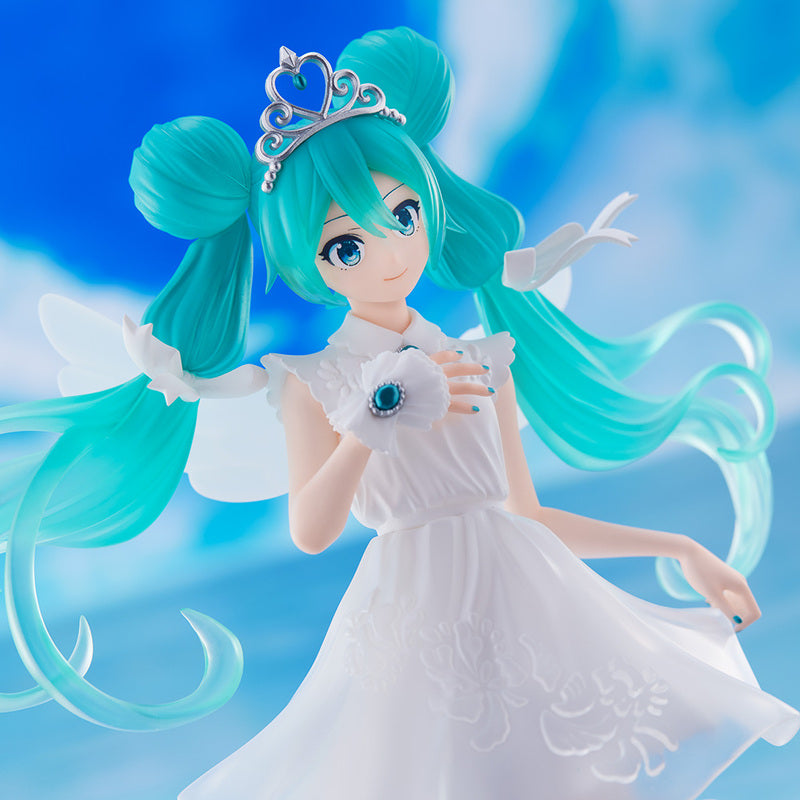 Hatsune Miku - 15th Anniversary KEI Ver. - Good Games