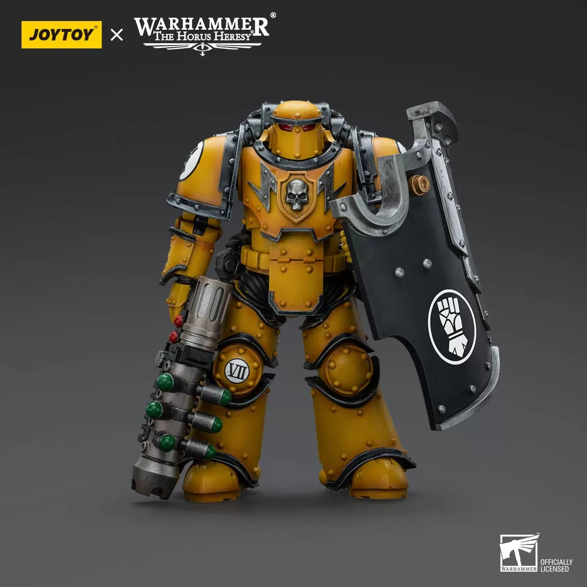 Warhammer Collectibles: 1/18 Scale Imperial Fists Legion MkIII Breacher Squad Legion Breacher w Gun - Good Games