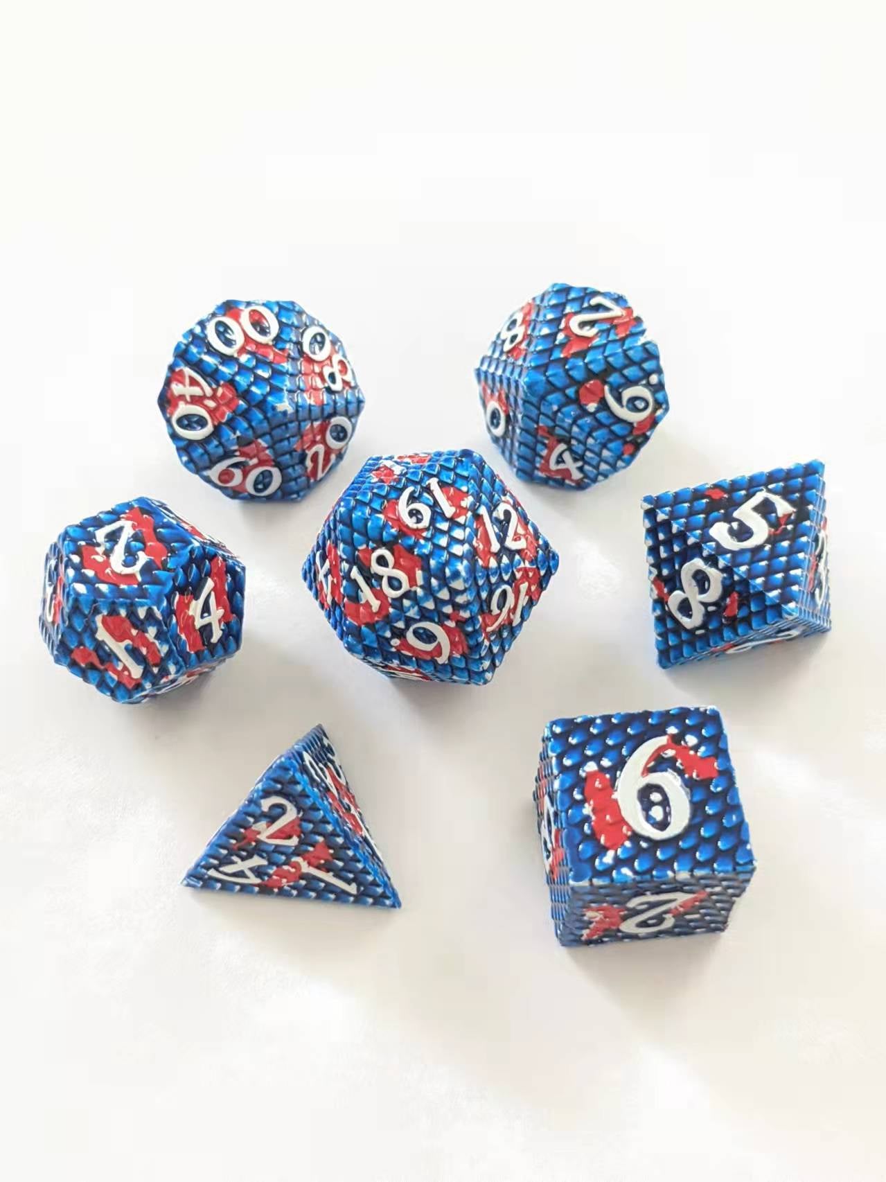Dice Hoard - Dragon Scale 11 - Good Games