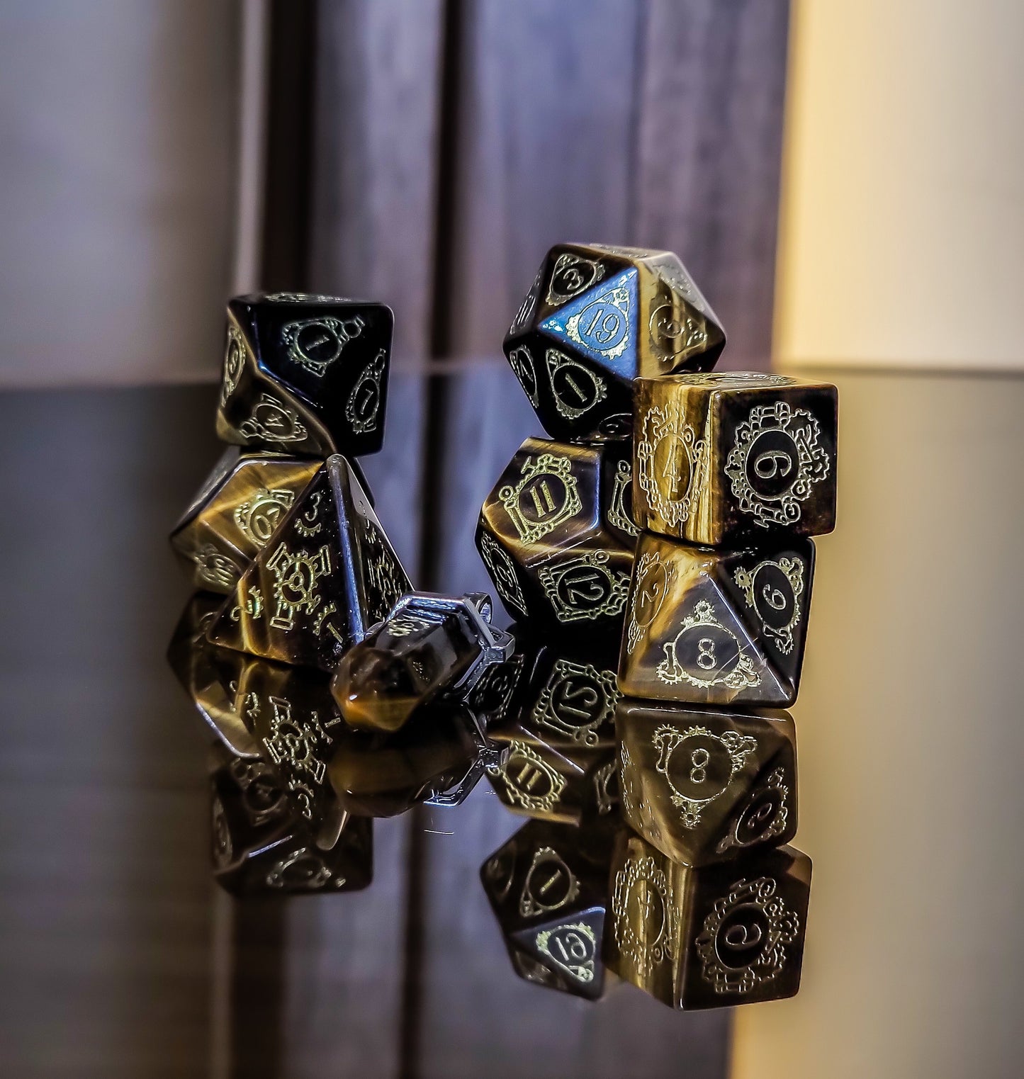 Level Up Dice - Helio-Rivet Tigers Eye - Good Games