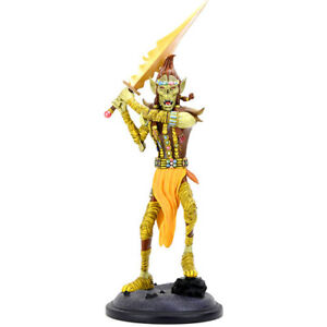 Dungeons & Dragons 12- Inch Premium Statue Githyanki - Good Games