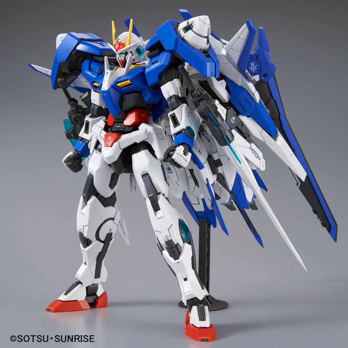 Bandai MG 1/100OO XN RAISER