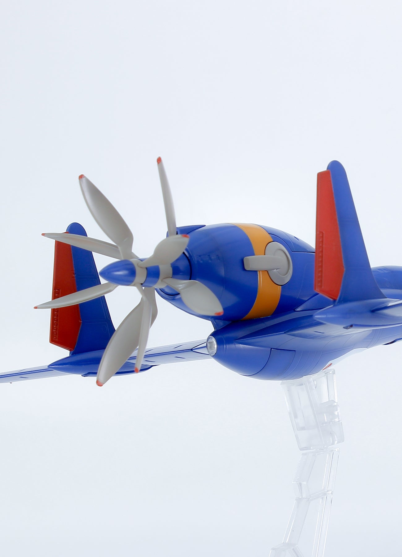 Side profile of Schira DOW fighter