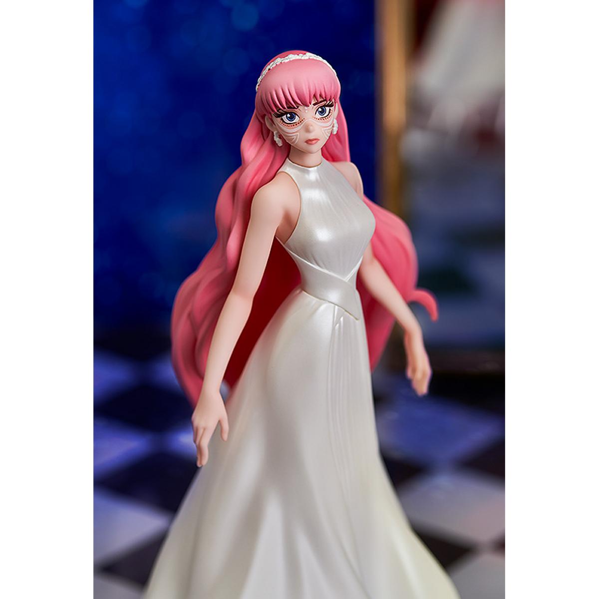 Belle figure close-up showing facial expression and dress detail