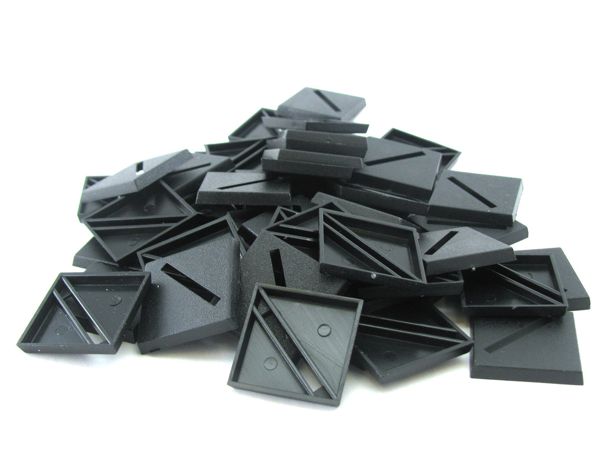 Chessex - Square Slotted Base 50-Piece Set 25mm - Black - Good Games