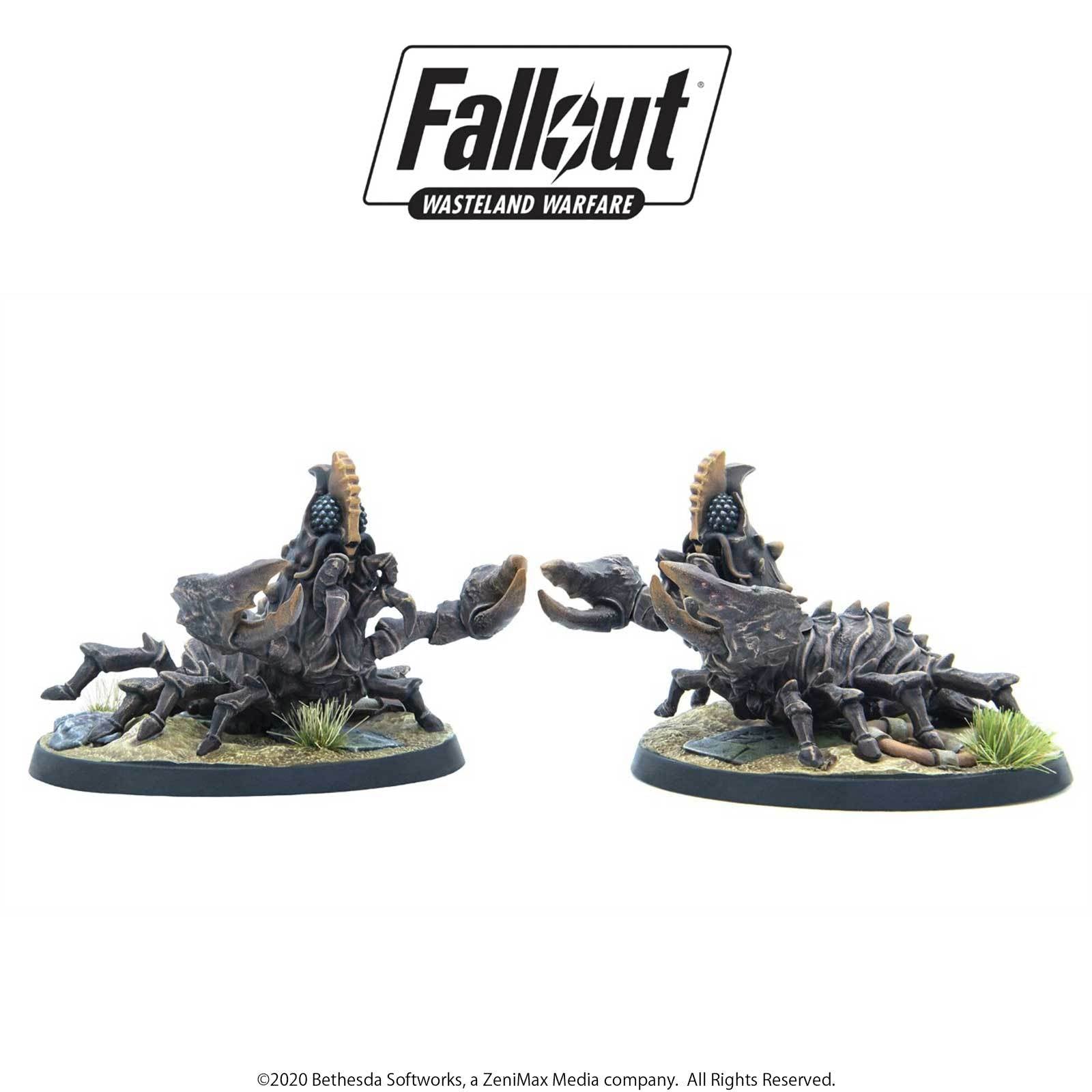 Pair of Fallout: Wasteland Warfare Radscorpion-like miniatures with large claws facing off on bases