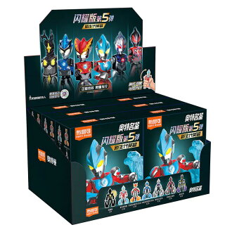 Blokees Figures - Ultraman (Luminous Eyes & Chest) 73205 - Shining Version 05 - New Generation Heroes - 6 In 1 Blind Box Display