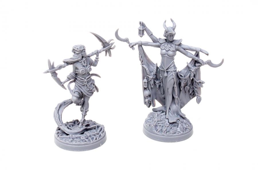 Etherfields 5th Player Expansion unpainted grey plastic miniatures featuring the Ether Witch and the Hag detailed for tabletop gaming with sculpted bases