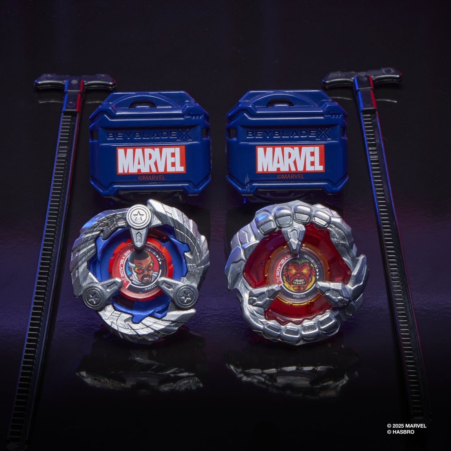 Beyblade X Marvel Captain America 4-70GB vs Red Hulk 1-80R Multipack Set