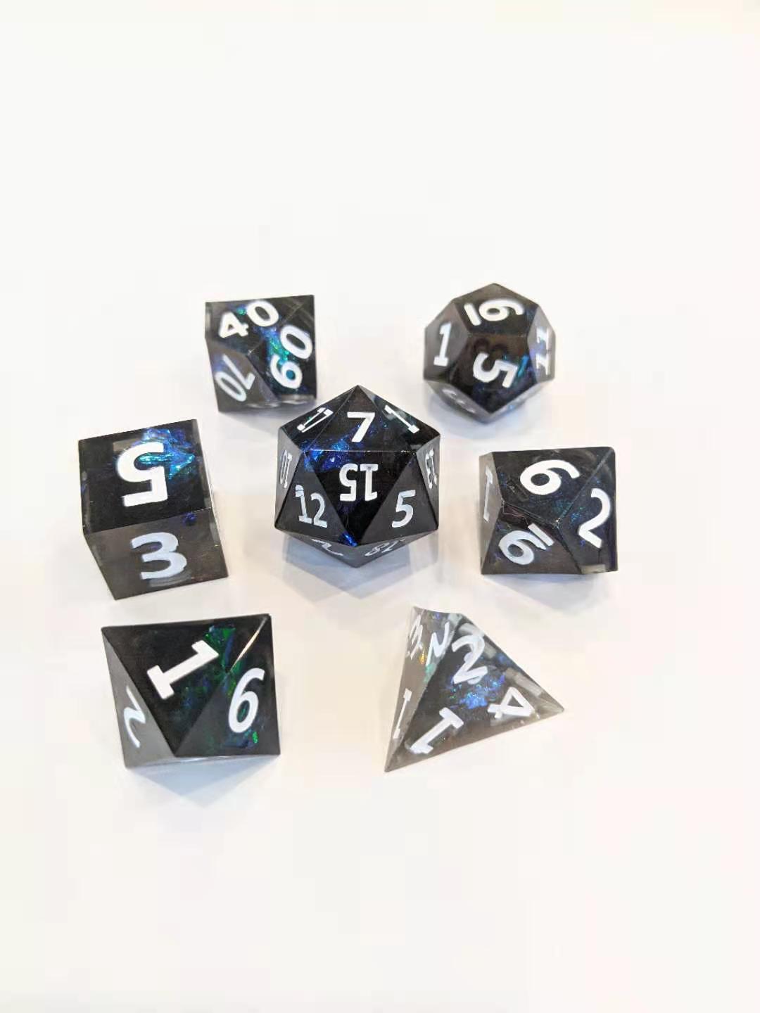 Dice Hoard - Aurora (Resin) Set 09 - Good Games