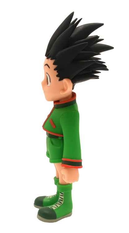 Angled front pose of Gon ready for action