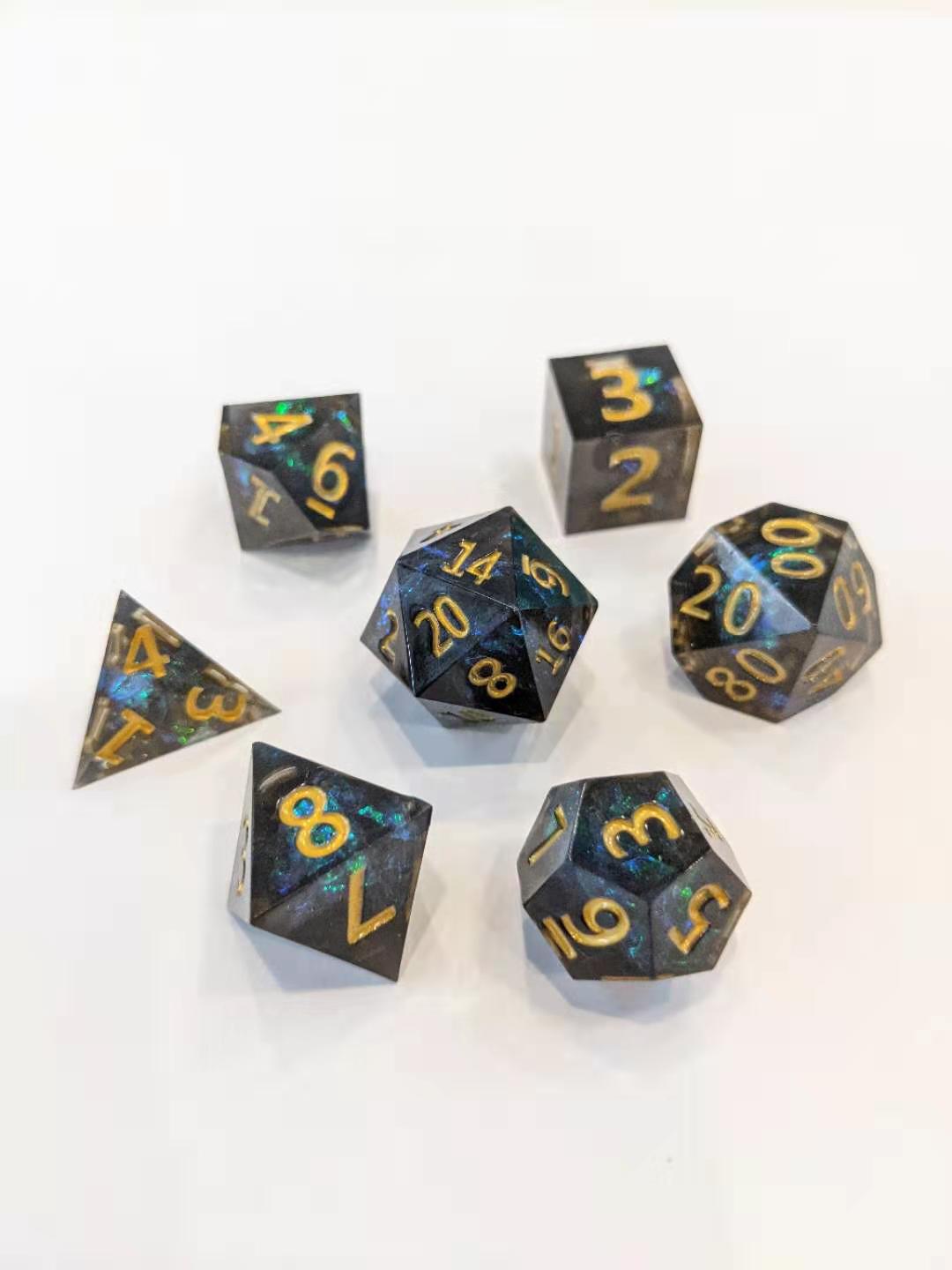 Dice Hoard - Aurora (Resin) Set 12 - Good Games