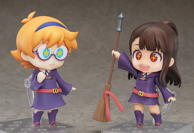 Back view of Nendoroid Lotte showing cape and hat details