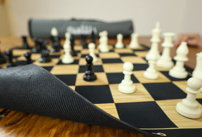 LPG Club Chess Set - Black Woodgrain - Good Games