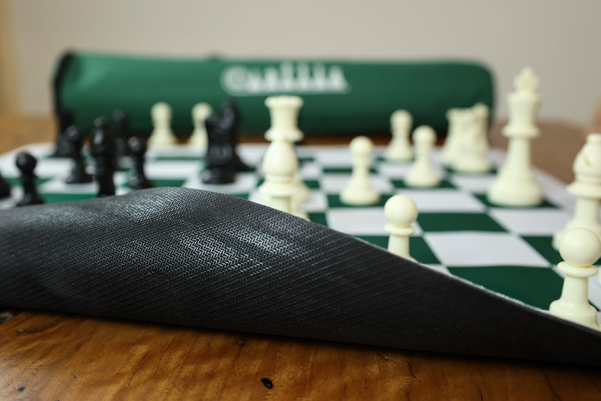 LPG Club Chess Set - Green - Good Games
