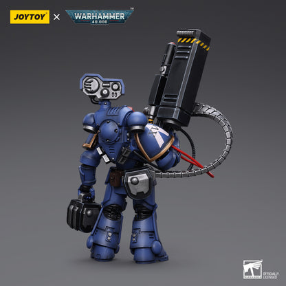 Warhammer Collectibles: 1/18 Scale Ultramarines Desolation Sergeant with Vengor Launcher - Good Games