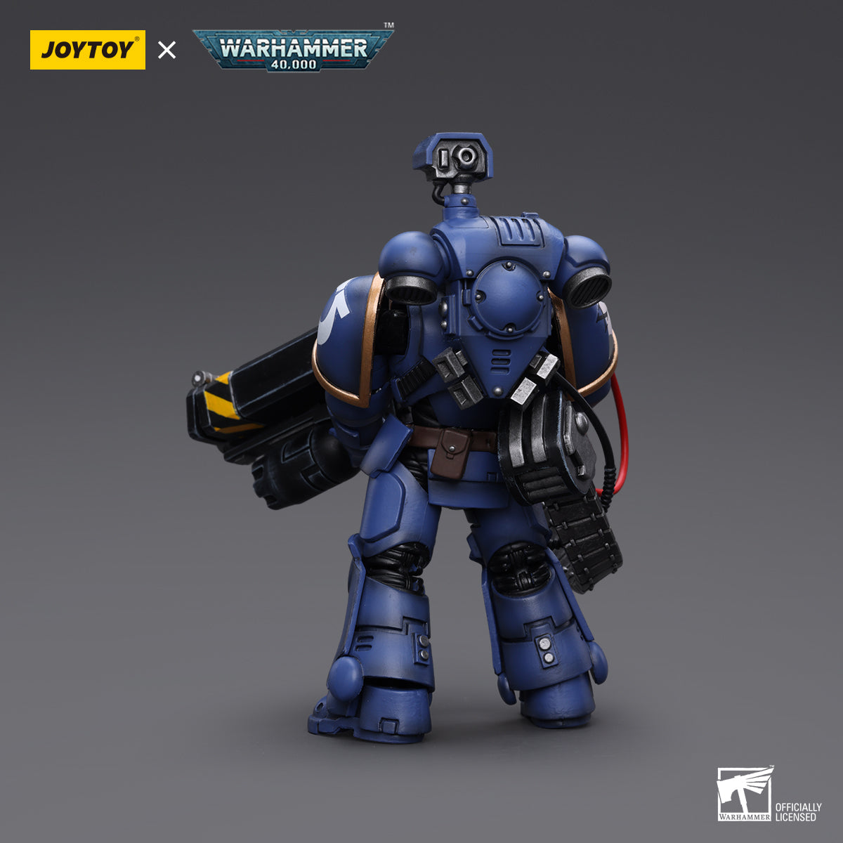 Warhammer Collectibles: 1/18 Scale Ultramarines Desolation Marine with Castellan Launcher Superkrak