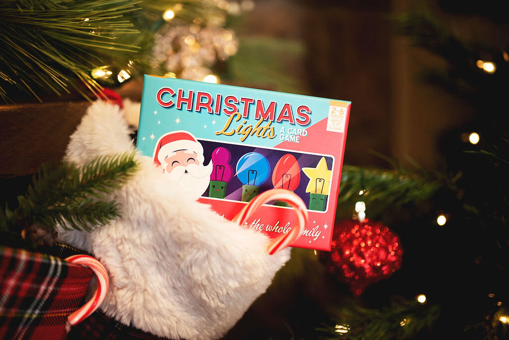 Christmas Lights Card Game 2e (Preorder) - Good Games