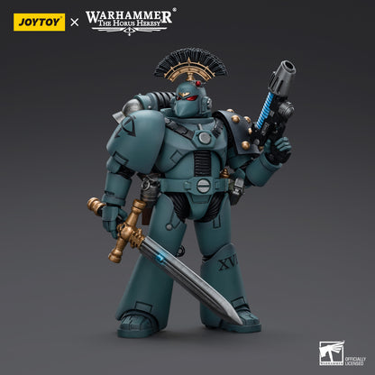 Warhammer Collectibles: 1/18 Scale Sons of Horus MKVI Tactical Squad Sergeant with Power Sword - Good Games