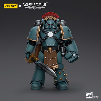 Warhammer Collectibles: 1/18 Scale Sons of Horus MKIV Tactical Squad Sergeant with Power Fist - Good Games