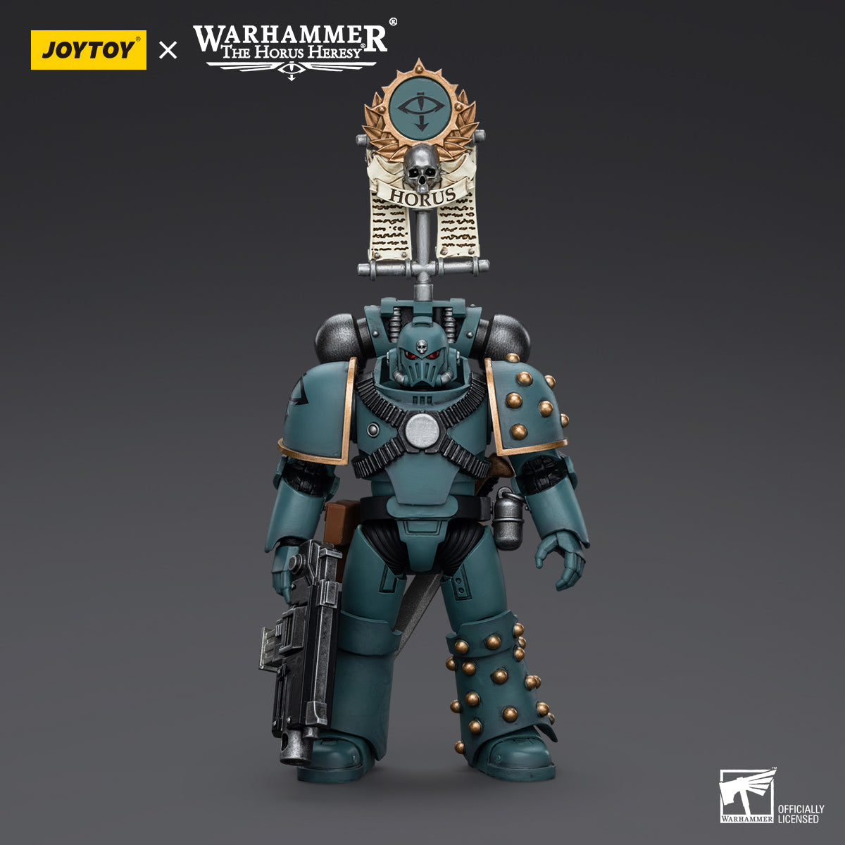 Warhammer Collectibles: 1/18 Scale Sons of Horus MKIV Tactical Squad Legionary with Legion Vexilla - Good Games