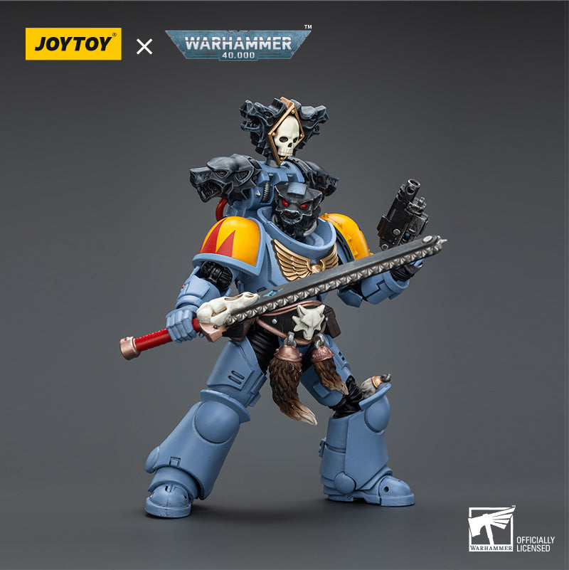 Warhammer Collectibles: 1/18 Scale Space Marines Space Wolves Claw Pack Brother Torrvald - Good Games