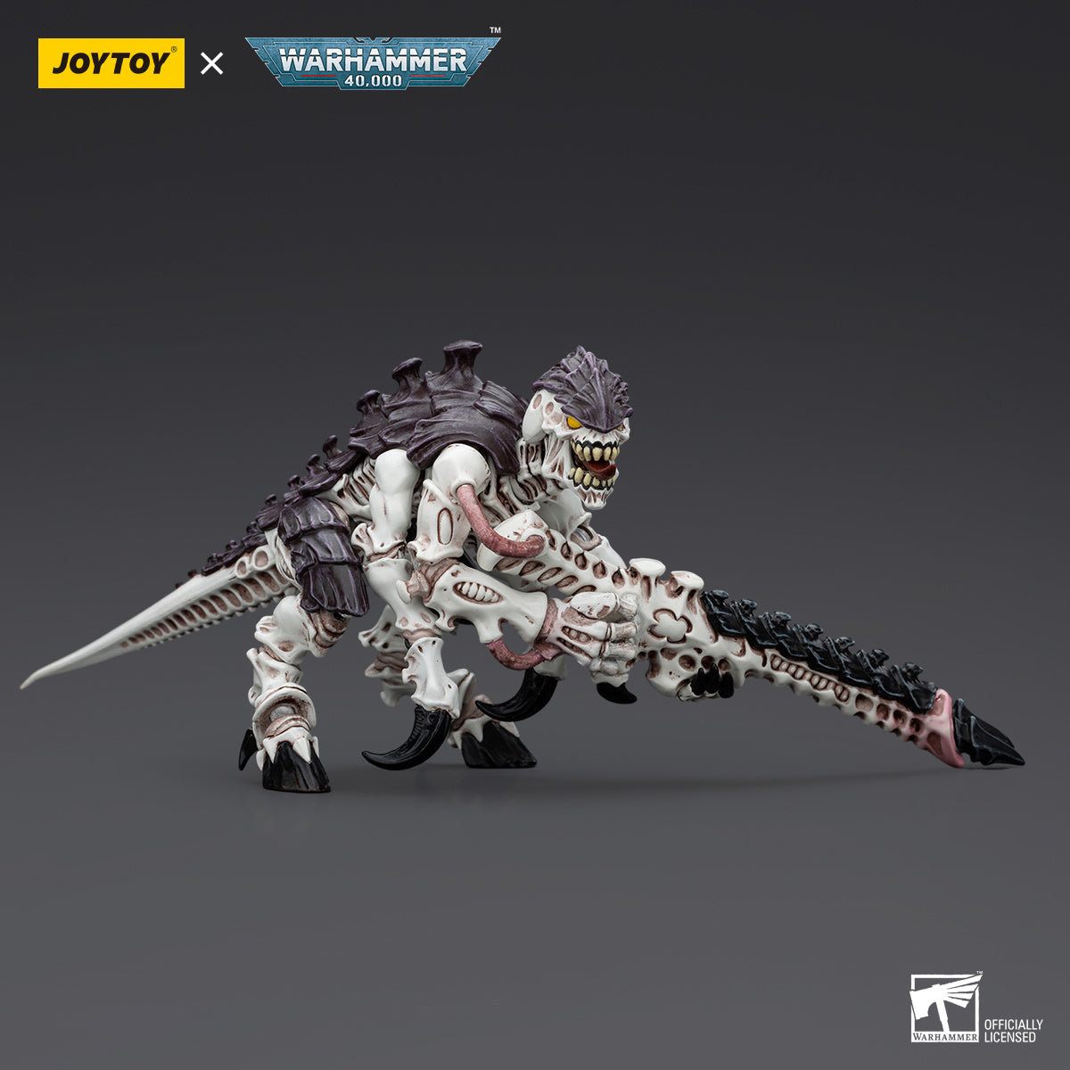 Warhammer Collectibles: 1/18 Scale Tyranids Hive Fleet Leviathan Termagant with Spike Rifle - Good Games