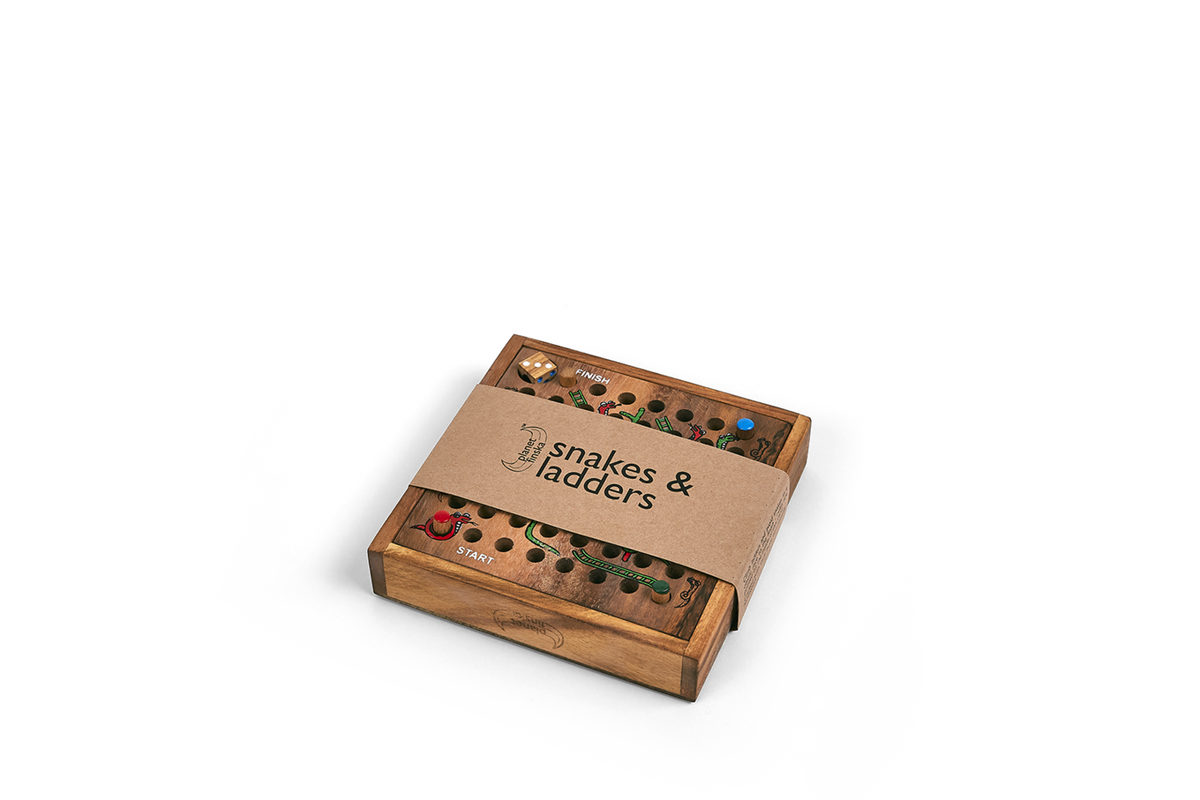 Travel Snakes And Ladders - Good Games