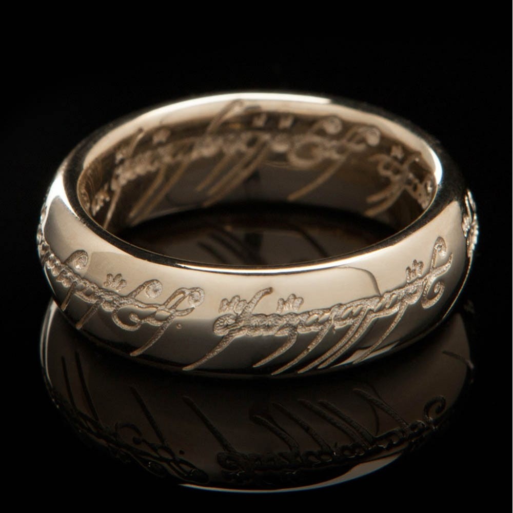 WETA - The Lord of the Rings Trilogy - The One Ring (with runes) - 10K Solid Gold Size 11