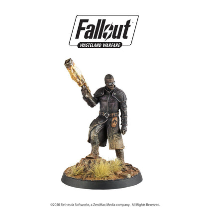 Fallout Wasteland Warfare miniature: A character in a dark coat and goggles holds a large sci-fi rifle.