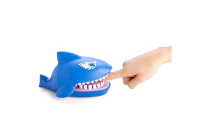 Shark Attack! Snappy jaws - Good Games