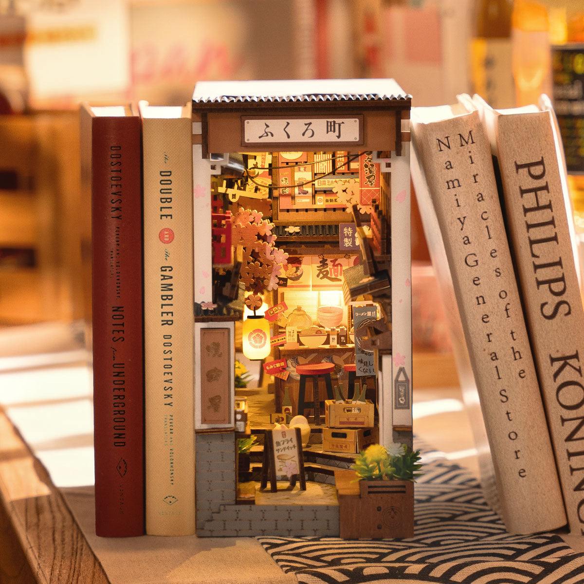 DIY Mini Book Nook Sakura Wine Alley - Good Games
