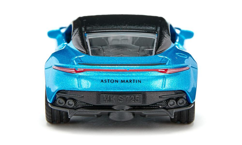 Aston Martin DBS Superleggera - Good Games