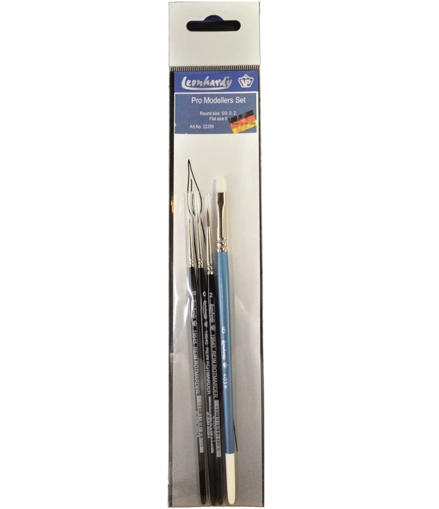 A Pro Modellers Brush Set with four brushes, including two round, one dagger, and one flat brush, sealed in clear retail packaging