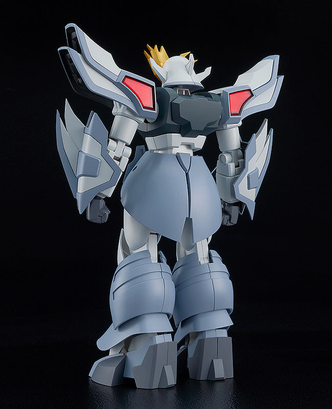 Close-up of Moderoid Hyper Granzort’s head and chest detailing