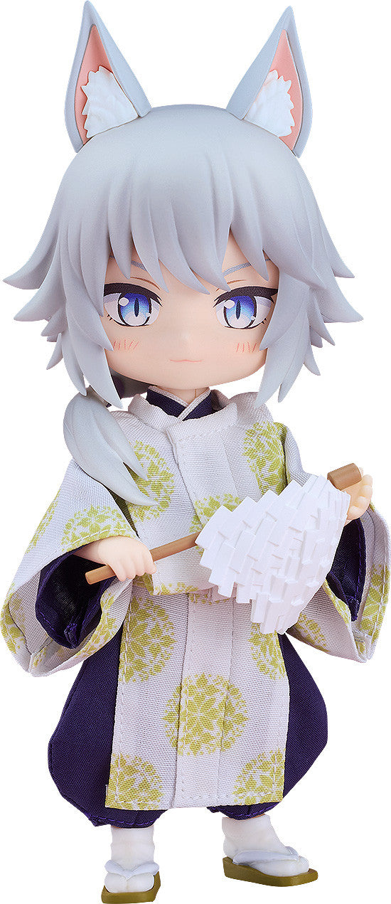 Nendoroid Doll Fox Kannushi Rei in a white kimono with green circular patterns dark blue hakama and fox ears holding a purification wand