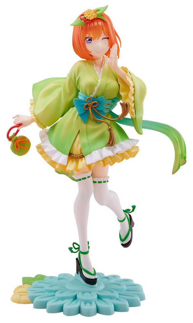 Yotsuba Nakano figure in green kimono with blue obi holding a pouch standing on a flower base