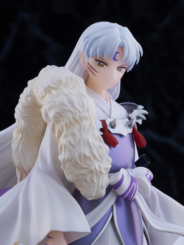 TENITOL Sesshomaru PVC figure white kimono with fur stole purple and silver armor details