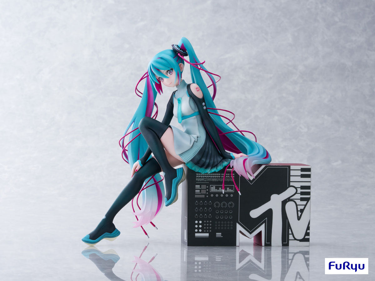 FuRyu Hatsune Miku x MTV 1/7 Scale Figure