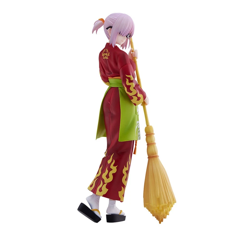 Fate Grand Order SPM Mash Kyrielight figure in red kimono and green apron holding a broom