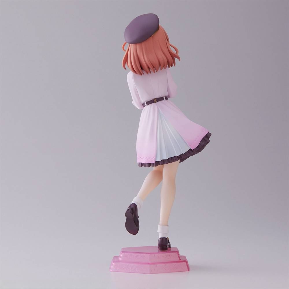 Love Live Hasu no Sora Girls High School Idol Club Kaho Hinoshita desktop figure with pink base
