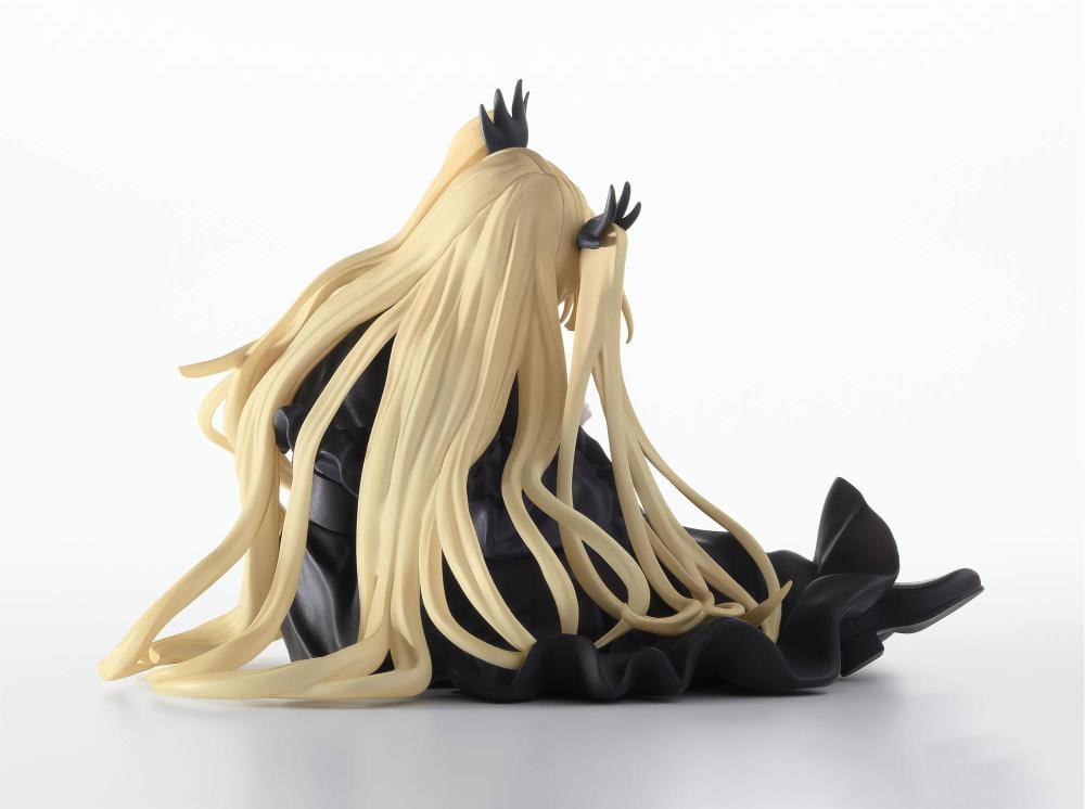 Spy Classroom PM Perching Erna figurine with long blonde hair and black outfit viewed from behind on a white background