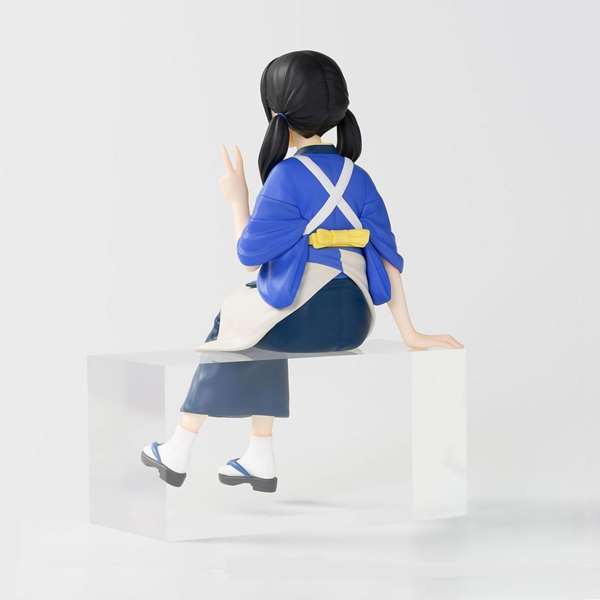 Lycoris Recoil PM Perching Takina Inoue anime figure in blue apron and skirt making peace sign