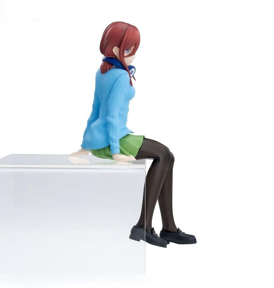 The Quintessential Quintuplets Miku Nakano PM Perching Figure in blue sweater and green skirt