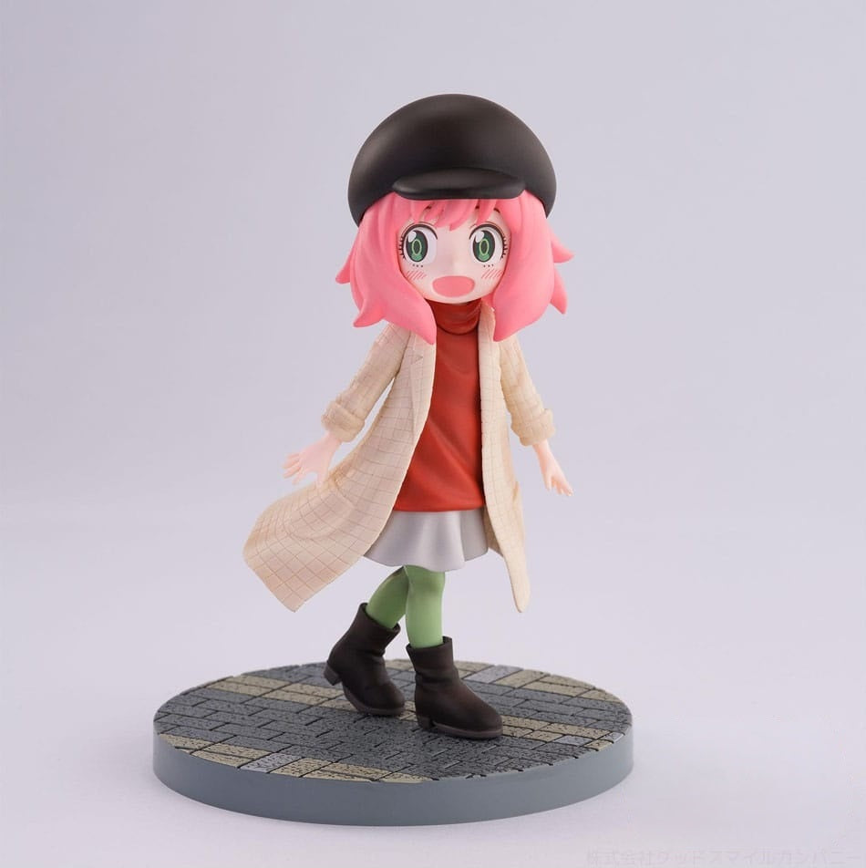 Spy x Family Luminasta Anya Forger Stylish Look figure with black beret red turtleneck beige coat gray skirt and green tights